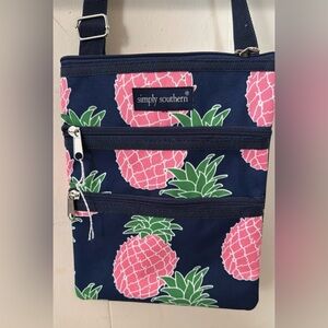 ❤️Simply southern canvas pineapple 🍍 adjustable crossbody bag NEW w tags!